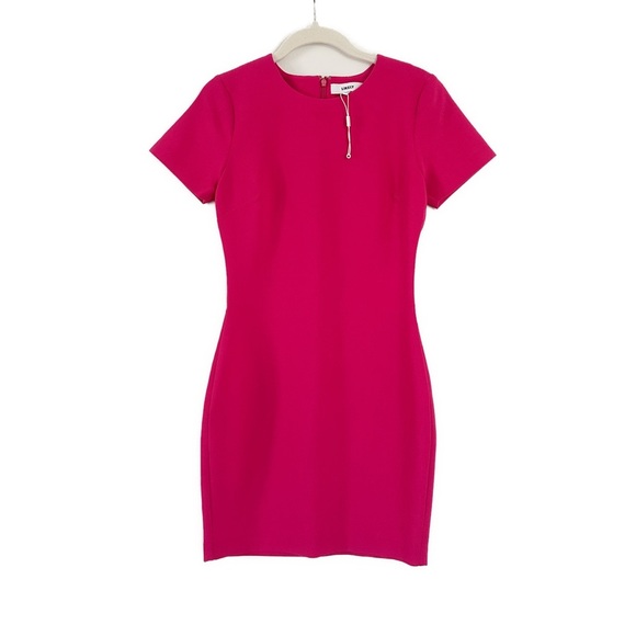 Likely Manhattan Bodycon Dress Short Sleeve Zip Back Crew Neck Fuchsia Size 4 - Picture 2 of 3